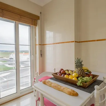 Апартаменты 27: Duplex Baleal Retreat Пениши