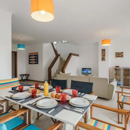 Апартаменты 27: Duplex Baleal Retreat Пениши